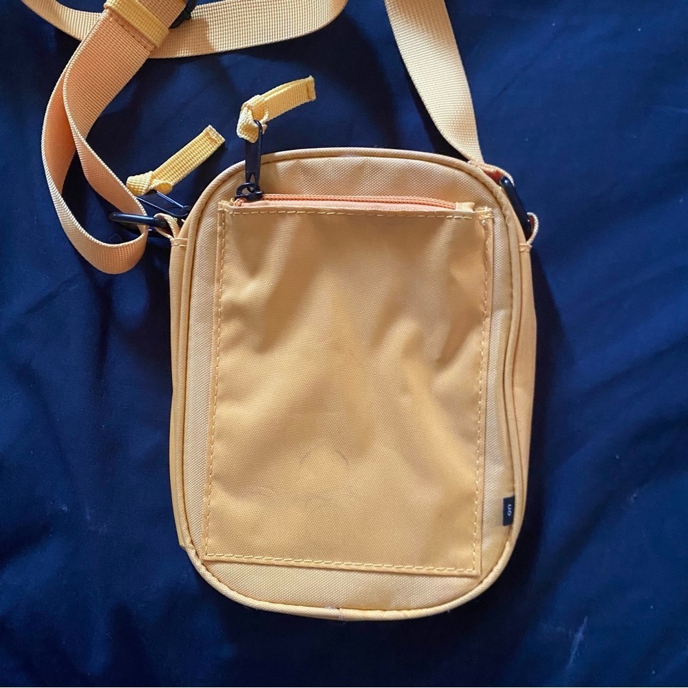 Urban Outfitters Small Crossbody Bag - Picture 3 of 3